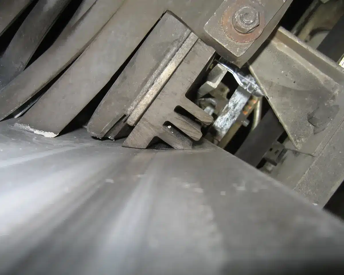 GRT dust mitigation and transfer systems